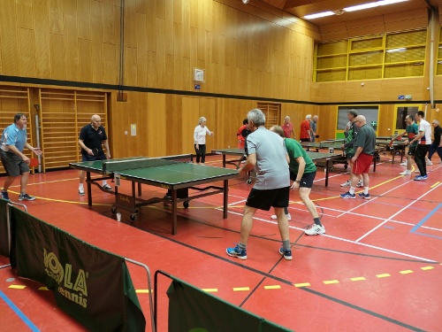 https://www.tischtennis-vfl-waiblingen.de/content/igal/2473_original_1547386137364-MIDYW7-L-103.jpg