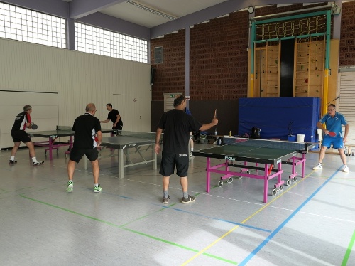 https://www.tischtennis-vfl-waiblingen.de/content/igal/2546_original_1568812386655-6UHB48-L-71.jpg